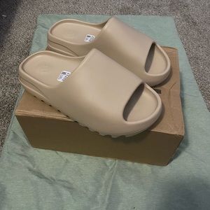 Pure first release Yeezy slides